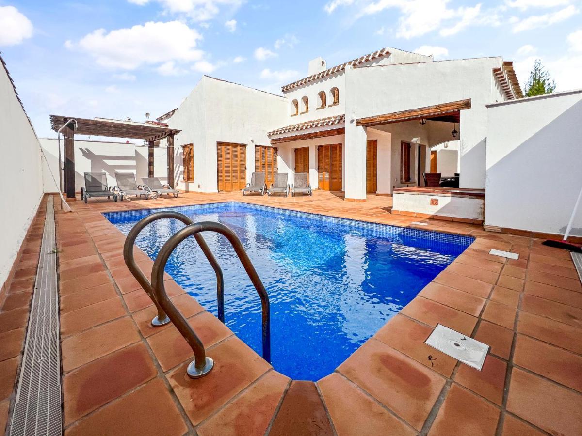 Three Bedroom Luxury Villa El Valle Golf Resort Banos y Mendigo Zewnętrze zdjęcie